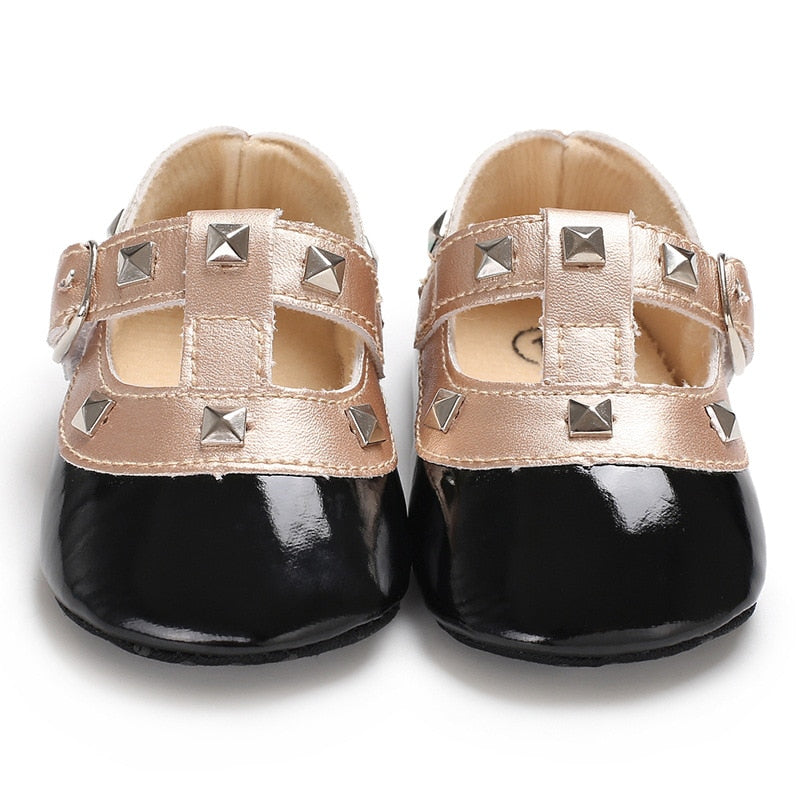 Sapato Verniz com Spike sapato Loja Click Certo Preto 0-6 Meses - 11cm