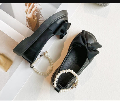 Zapato Con Correa De Perlas