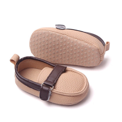 Mocasín con hebillas para niño