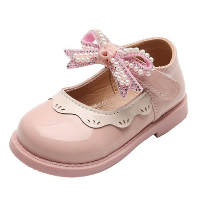 Pearl Bow children's shoe varnish