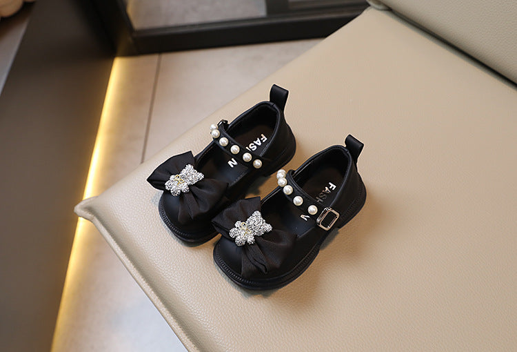 Children's Shoes Woman Pearls and Bow